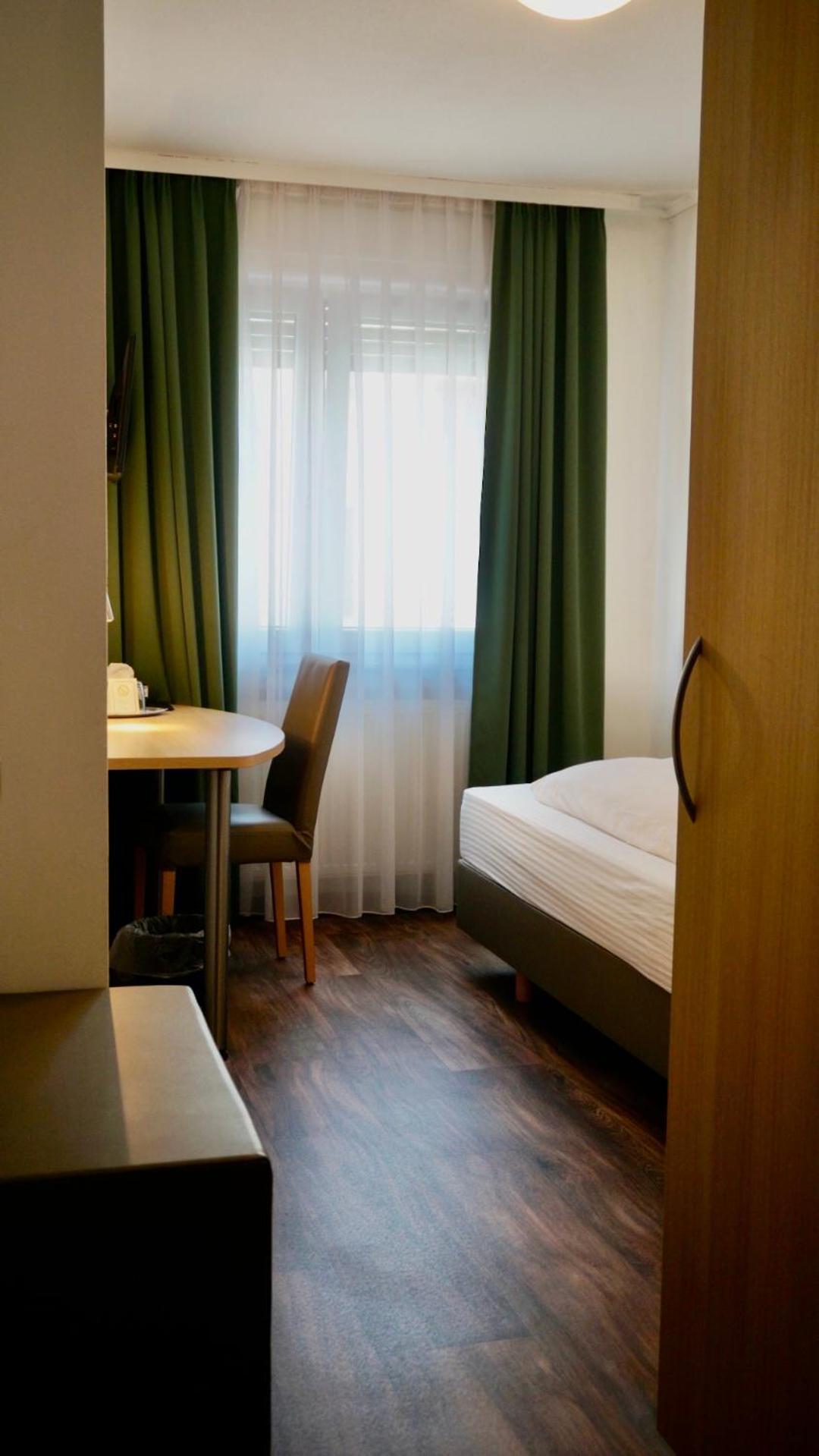 Hotel Hafner - Self Check-In Stuttgart Exterior photo